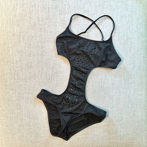 Cynthia Rowley/Roxy Cut Out-Peekaboo One Piece Bathing Suit